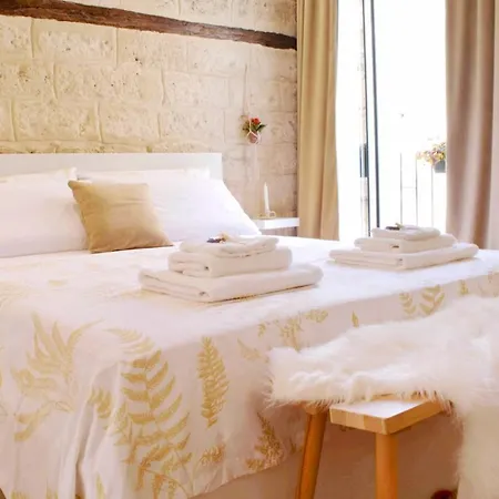 Apartment Casa Albicocca - In The Heart Of The Old Town *