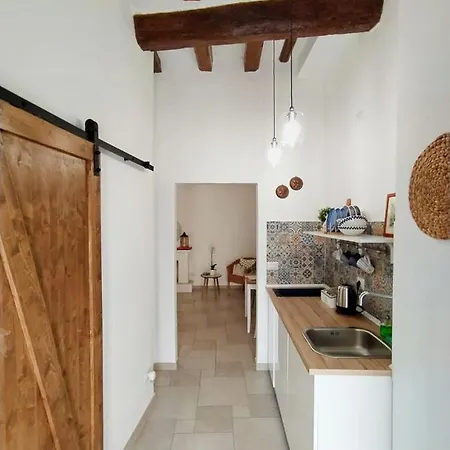 Casa Albicocca - In The Heart Of The Old Town Apartment *